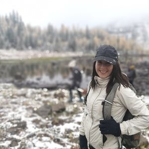 Meet your Posher, Mallory